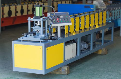 Perfiladora para perfiles - V - AMECO INDUSTRIAL JOINT STOCK COMPANY - automática / controlada por PLC / fija