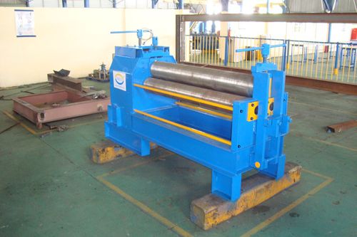 Máquina roladora con 3 rodillos - AMECO INDUSTRIAL JOINT STOCK COMPANY - de 4 rodillos / hidráulica