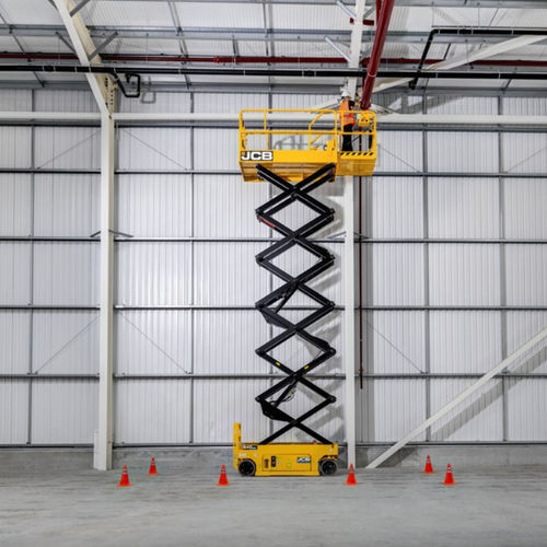 Plataforma elevadora de tijera móvil - S4046E - JCB - con ruedas / autopropulsada / alimentada por batería