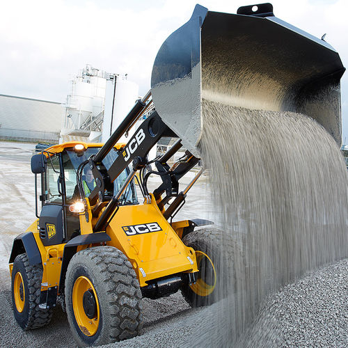 Cargadora de ruedas - 411 - JCB - articulada / de exterior / para obra
