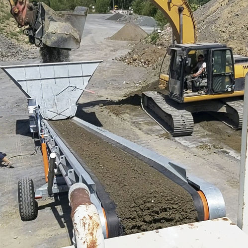 Transportador de banda - type_10 - SAUTEC - con inclinación ajustable / reclinable / de canal