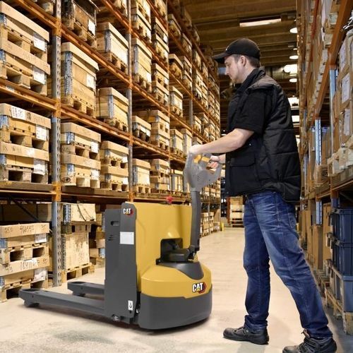 Transpaleta eléctrica - NPP20QL - Cat Lift Trucks - 24 V / de transporte / compacta