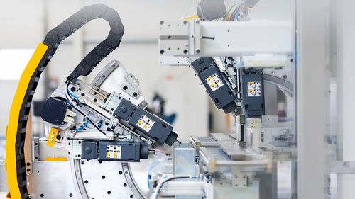 Línea de tratamiento para perfiles de PVC - BAZ 1000 - SCHIRMER MASCHINEN GMBH