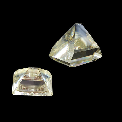 Cristal de titanil-fosfato de potasio KTiOPO4 KTP - Hobbite.Co., LTD - óptico no lineal / para láser