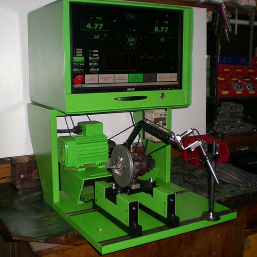 Máquina equilibradora horizontal - HBM 15 - RoTech - para rotores / universal / de accionamiento por correa