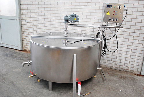 Pasteurizador para productos lácteos - Batch - C. van't Riet Dairy Technology BV - automático / basculante