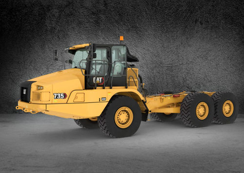 Camión de transporte - 735 - Caterpillar Equipment - de 3 ejes / con motor diésel / para obra