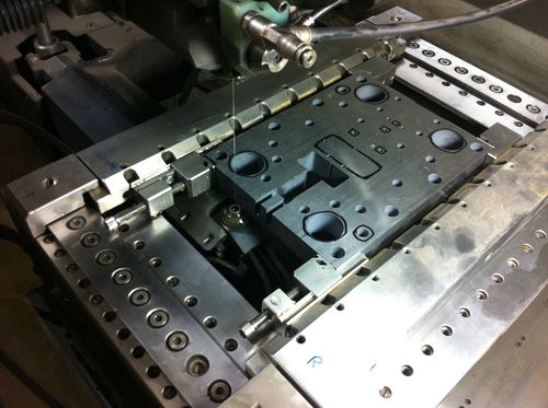 Base de molde - Titan Machinery LP