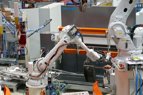 Célula robotizada de soldadura - DESMASA - para máquina herramienta