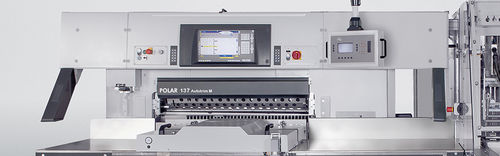 Guillotina de alta velocidad - Autotrim M - POLAR Cutting Technologies GmbH - con pantalla digital / programable / de precisión