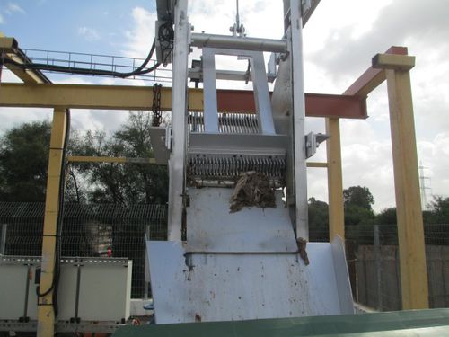 Reja de desbaste para el tratamiento de aguas residuales - BASKET SCREEN - Equipwater