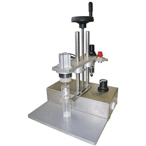 Encapsuladora a presión - Adelphi - neumática / semiautomática / para la industria farmacéutica