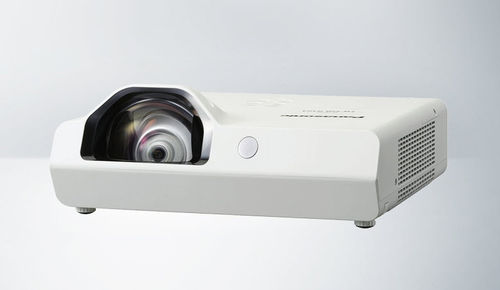 Proyector de vídeo LCD - PT-T series  - Panasonic Business Communication