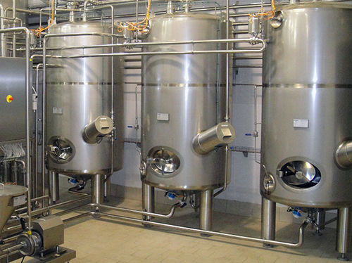 Línea de embotellado y de embalaje - Perinox S.A.