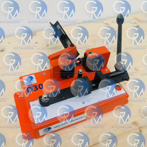 Peladora manual - D30 - GM AUTOMAZIONI - de cables / eléctrica / neumática