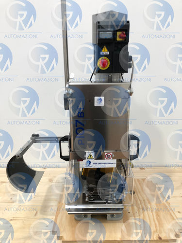 Prensa de engaste - P107 BT - GM AUTOMAZIONI - motorizada / automática / vertical