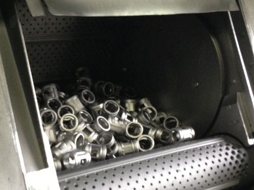 Arenado acero inoxidable - Pioneer Metal Finishing - aluminio / series medianas / series pequeñas