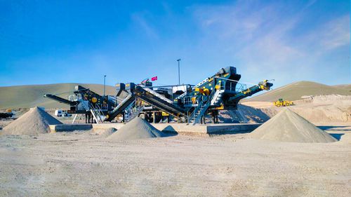 Unidad de machacado y cribado de mandíbula - FULLSTAR 90 - Fabo Crushing Screening & Concrete Plants - móvil / secundaria
