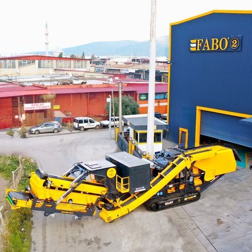 Unidad de machacado y cribado de impacto - FTI-130s - Fabo Crushing Screening & Concrete Plants - móvil / compacta / con orugas