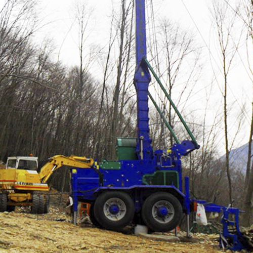 Sistema por cable aéreo para descarga de madera en ascenso y descenso - TG SL “SPEEDY LINE” - greifenberg teleferiche - montado en tractor