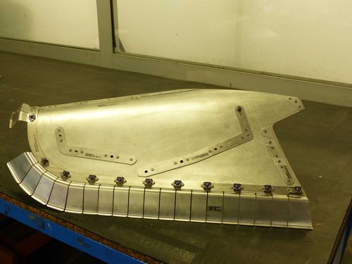 Punzonado acero - Mecachrome - aleación de aluminio / acero inoxidable / titanio