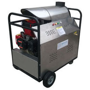 Limpiador de alta presión de agua caliente - CAL series - Shandong Wami CNC Technology Co., Ltd. - de vapor / con motor diésel / móvil