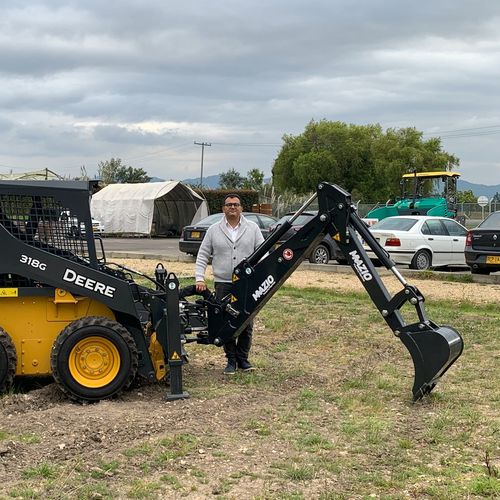 Retroexcavadora para minicargadora - Backhoe 2800 - Mazio Attachments - hidráulica