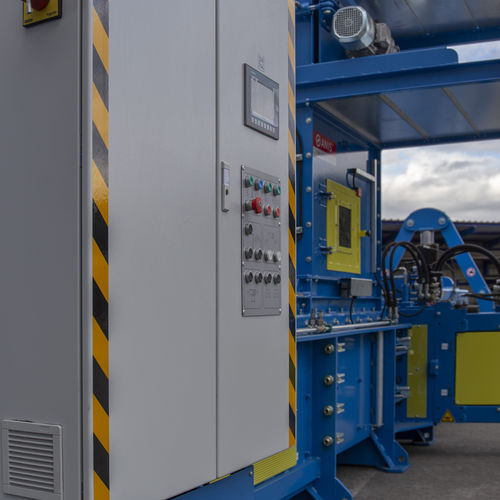 Variador AC trifásico - Variable Frequency controlled drive - ANIS TREND d.o.o. - para transportador / para máquinas