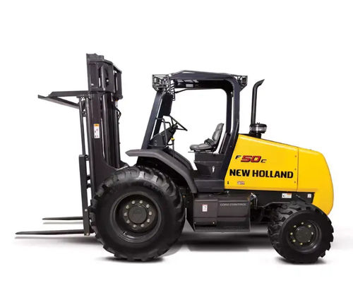 Carretilla elevadora con motor de combustión - F50C - New Holland - con operador sentado / de carga / con 4 ruedas