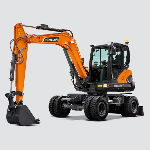 Excavadora intermedia - DX57W-7 - DAEWOO Construction Equipment Division - de ruedas / diésel