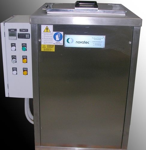 Secador de vacío - FVU - NOVATEC srl - Surface Finishing Technology - centrífugo / batch / de laboratorio