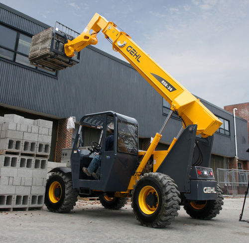 Manipulador telescópico - 6 000 lbs (2 722 kg), 34' 3" (10.4 m) | RS6-34 - Gehl