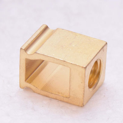 Conector de alimentación eléctrica - Paani Precision Products LLP - rectangular / de latón / para la industria