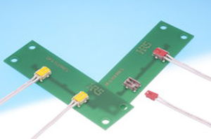 Conector de datos - DF61 Series - Hirose Electric Europe B.V. - hilo a tarjeta / paralelo / de perfil bajo