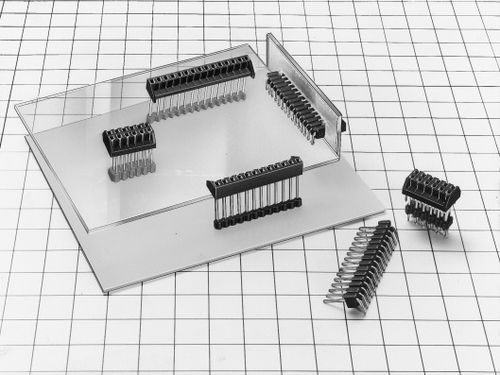 Conector de datos - MDF7 Series - Hirose Electric Europe B.V. - SMT / de tarjeta a tarjeta / paralelo