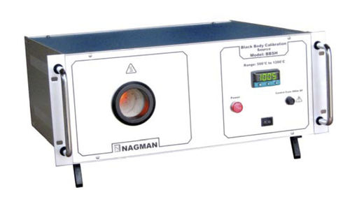 Fuente de calibración de cuerpo negro para pirómetros - BBSL, BBSM, BBSH - Nagman Instruments & Electronics (P) Ltd.