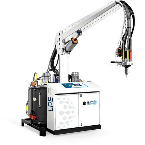Máquina de colocación de espuma poliuretano - LPE series - Europoliuretani Srl - para refrigerador / para la industria del automóvil / para paneles de aislamiento