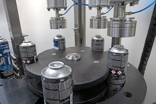 Engastadora de latas - R and R Aerosol Systems - automática / electrohidráulica / controlada por PLC