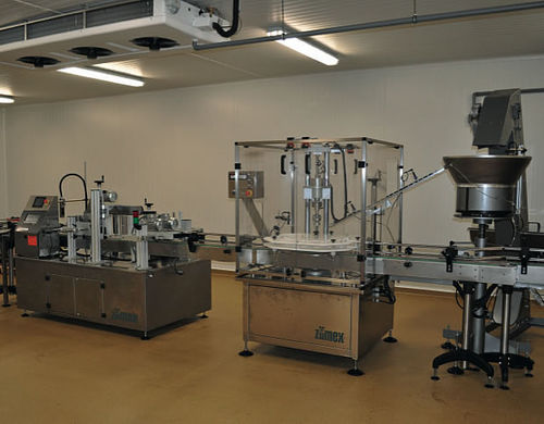 Llenadora taponadora etiquetadora para zumo de frutas - Zumex Food Engineering - controlada por PLC / automática / para la industria alimentaria