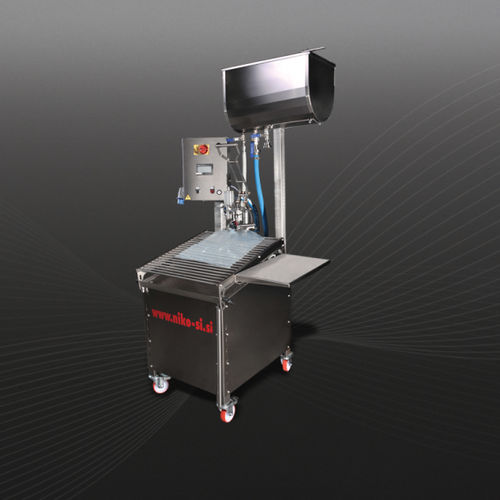 Máquina de llenado semiautomática - RBB - SRAML - de bag in box / de bebidas / para la industria agroalimentaria