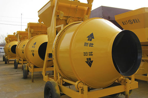 Hormigonera móvil - JZC series - Henan YCZG Machinery Manufacture Co.Ltd - de inversión de marcha