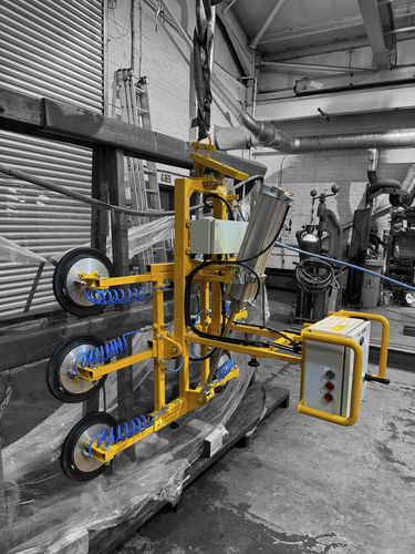 Elevador de ventosas para placa de vídrio - Yaplex Ltd - para chapas / para puente grúa / vertical