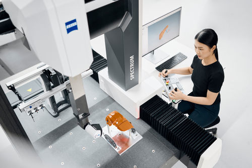 Máquina de medición de coordenadas tipo pórtico - SPECTRUM - ZEISS Métrologie et Microscopie Industrielle - controlada por ordenador / para aplicaciones automóviles / óptica