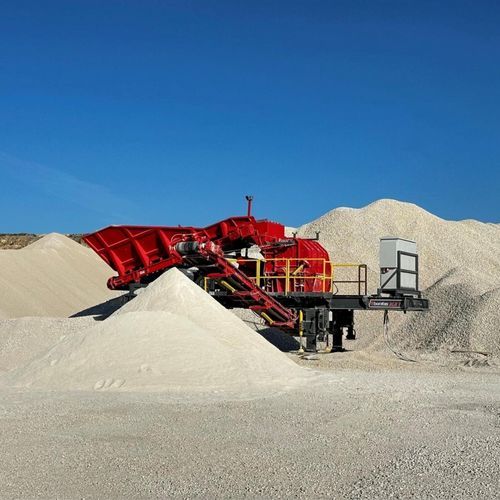 Machacadora de martillos - BLH14 - Boratas Machinery - móvil / para la producción de arena / con eje horizontal