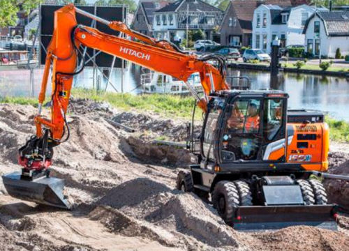 Excavadora intermedia - ZX155W-7 - Hitachi Construction Machinery Europe - de ruedas / diésel / para obra de construcción