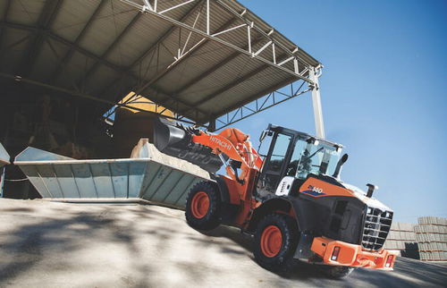 Cargadora de ruedas - ZW140-6 - Deere-Hitachi Construction Machinery - articulada / para obra