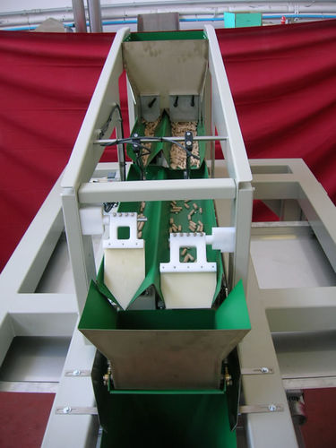 Pesadora con alimentador vibrante - G.F.T. AUTOMAZIONI - de pasta / para granel / automática