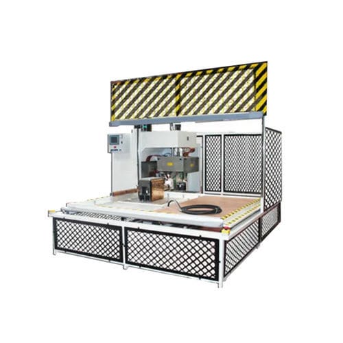 Máquina de soldar de altas frecuencias - BR Car Carpet - BALACCHI S.R.L. - controlada por PLC / para piezas de automóvil / 400 V trifásico