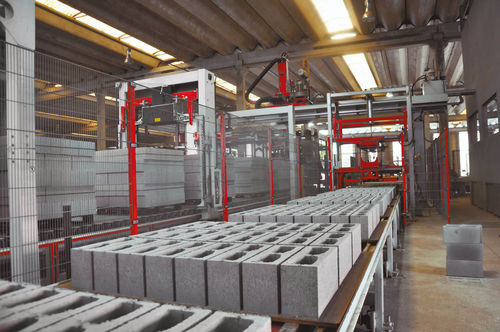 Sistema de manipulación automatizado - TOPWERK - de materiales secos / en bloque de hormigón