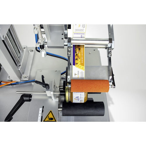 Etiquetadora semiautomática - TNC-DS - b+b Automations- und Steuerungstechnik GmbH